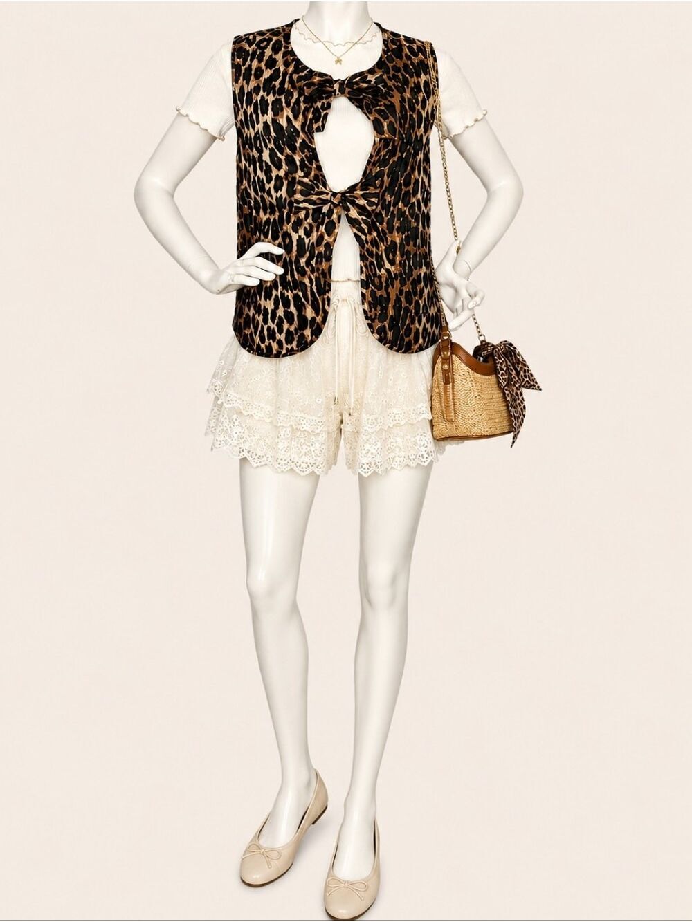 Veveret Leopard Bow Tie Quilted Vest M Boho Revival Leopard Luxe NWT